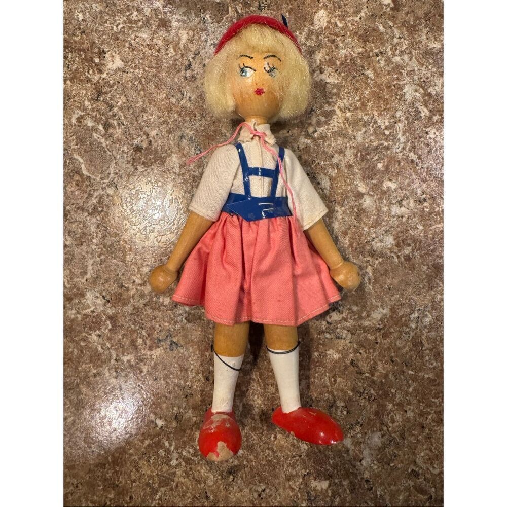 Vintage polish Gromada wood polish folk are doll peg doll